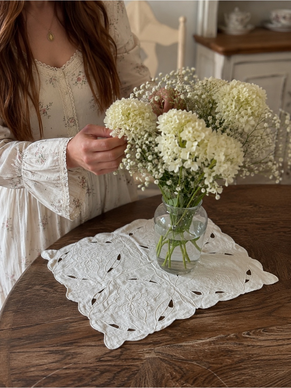 Vintage White Embroidered cutwork  Linen floral Doilies with Scalloped Edge- (2)